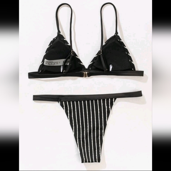 Black and white Striped Bikini - Picture 5 of 5